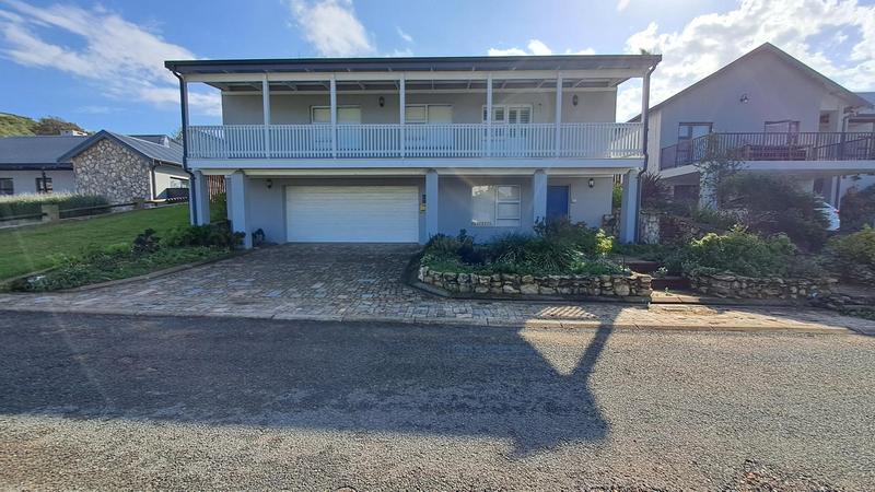 4 Bedroom Property for Sale in Stilbaai Wes Western Cape